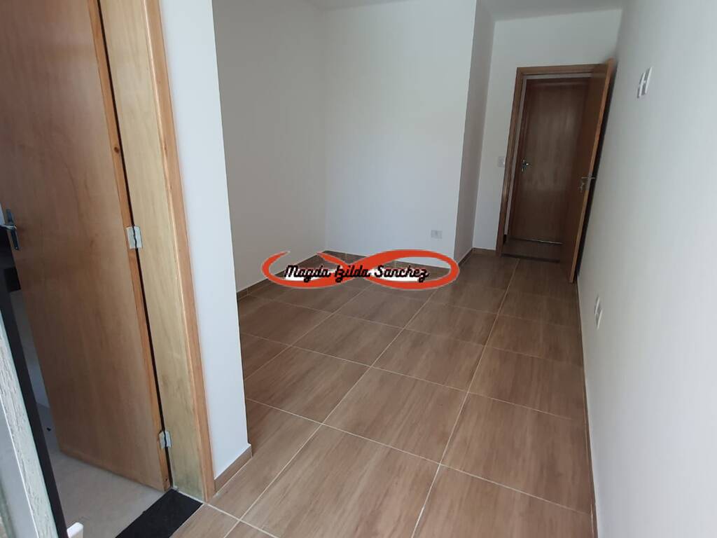 Casa à venda com 2 quartos, 65m² - Foto 9