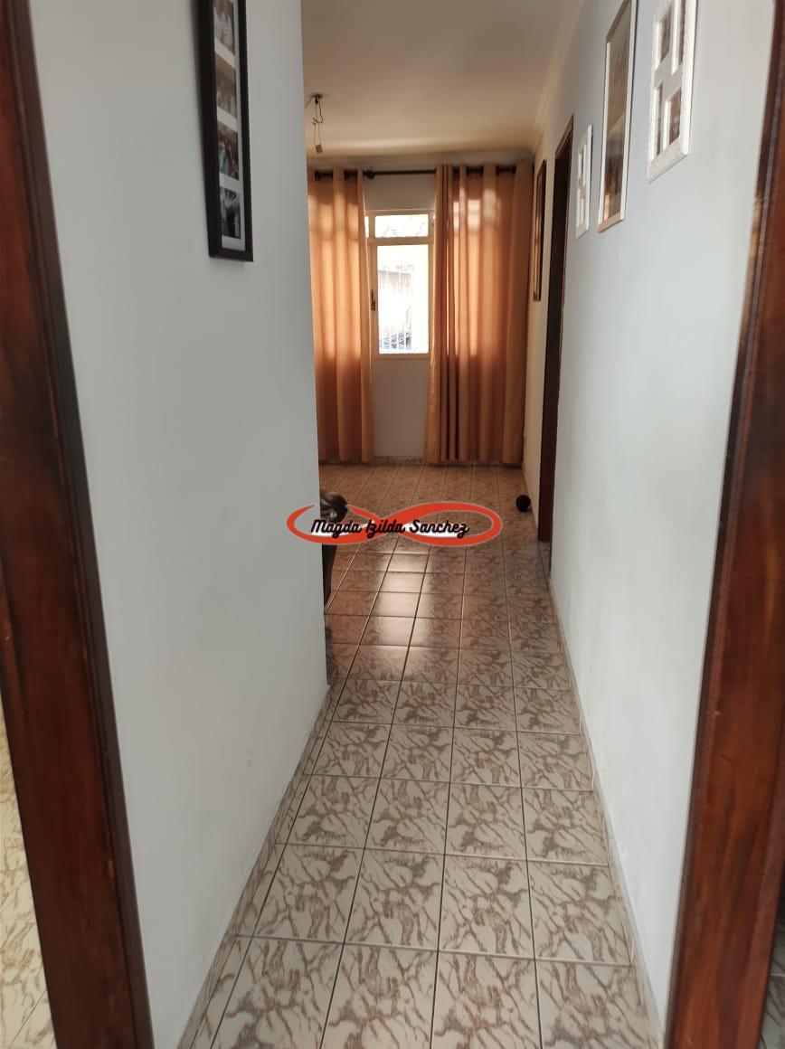 Casa à venda com 4 quartos, 180m² - Foto 17