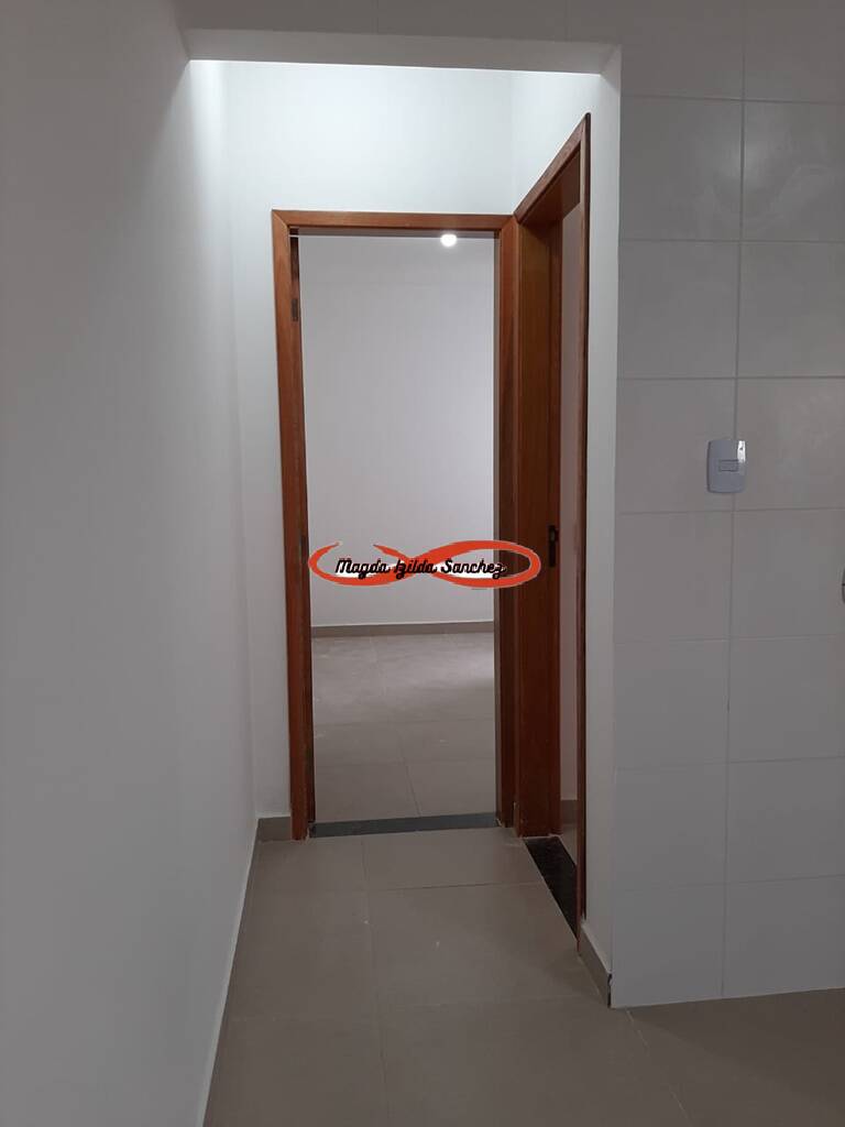 Apartamento à venda com 2 quartos, 42m² - Foto 7