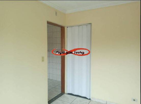 Casa à venda com 2 quartos, 70m² - Foto 15