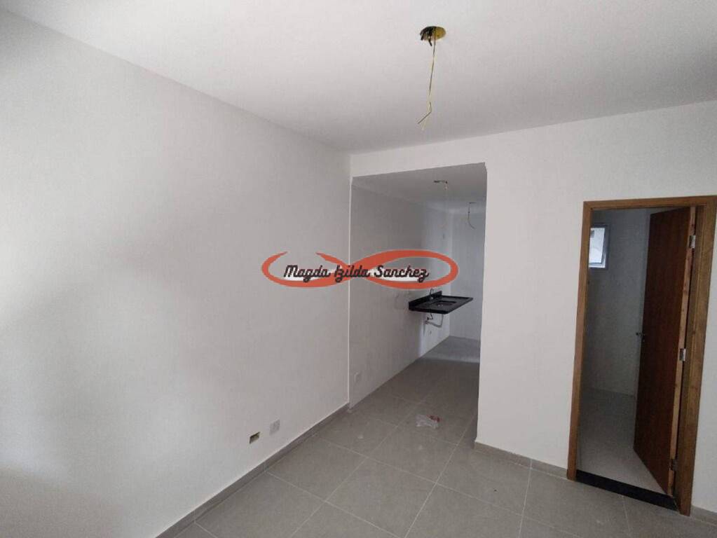 Apartamento à venda com 2 quartos, 35m² - Foto 2