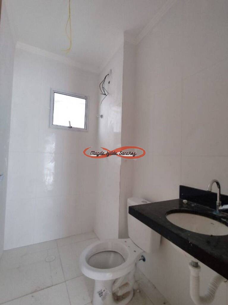 Apartamento à venda com 2 quartos, 35m² - Foto 12