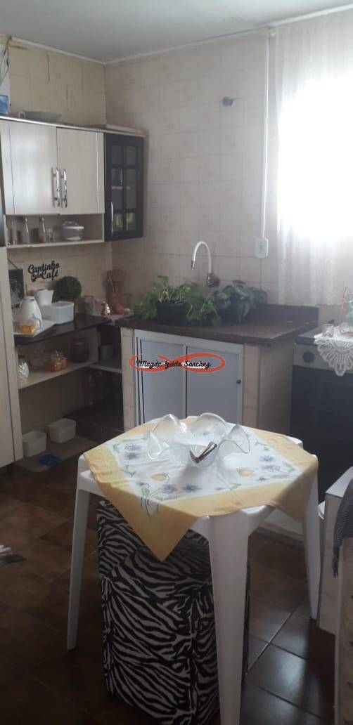 Apartamento à venda com 2 quartos, 46m² - Foto 11