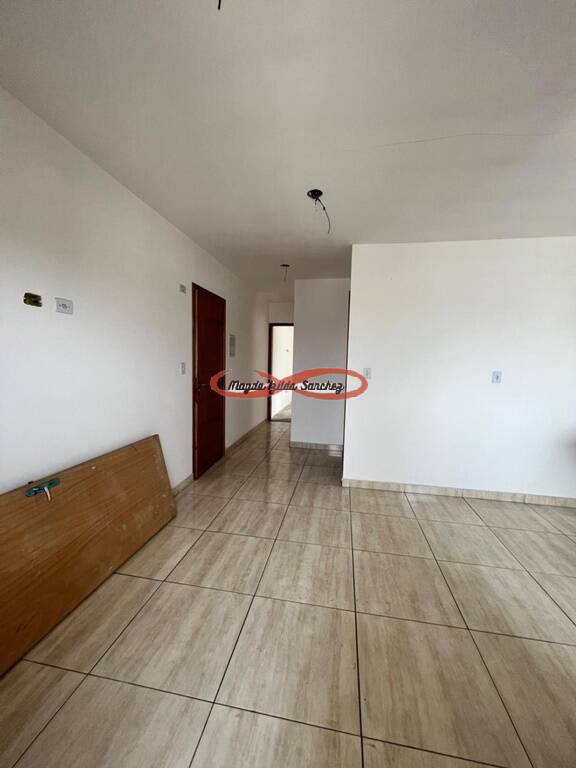 Apartamento à venda com 2 quartos, 43m² - Foto 2