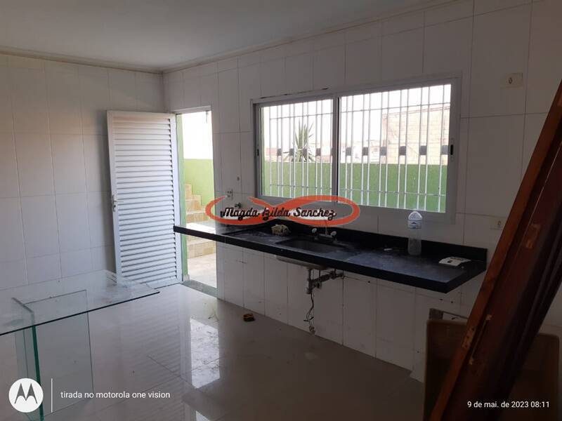 Casa à venda com 2 quartos, 140m² - Foto 5