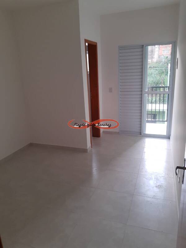 Casa à venda com 2 quartos, 84m² - Foto 2