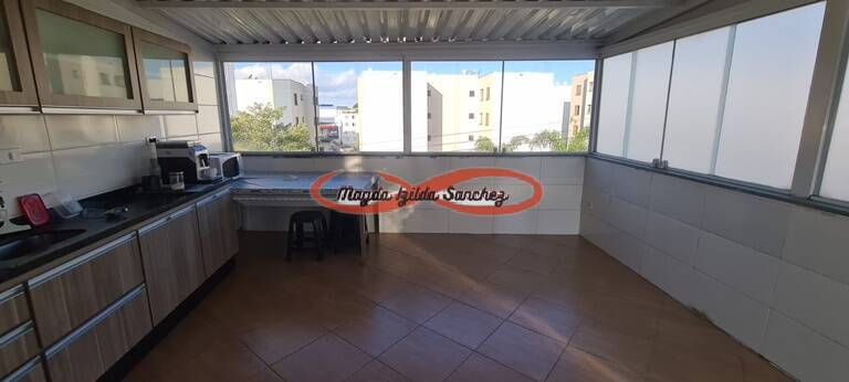 Prédio Inteiro à venda, 139m² - Foto 2