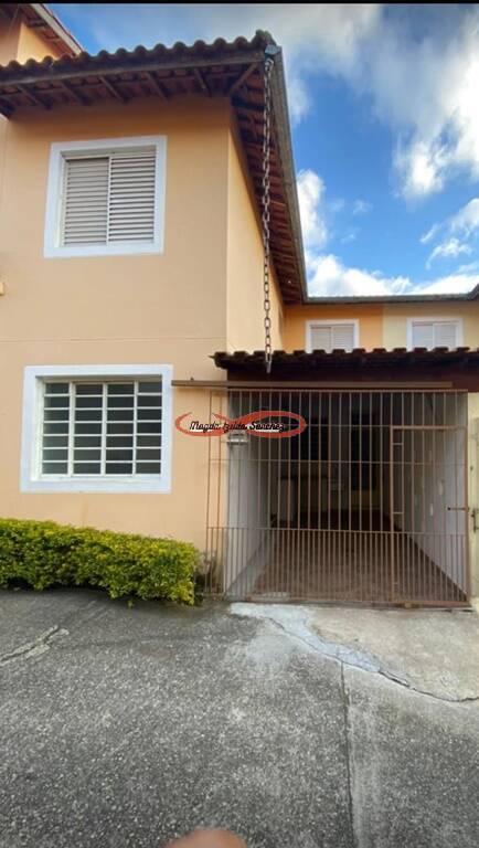 Sobrado à venda com 2 quartos, 92m² - Foto 1