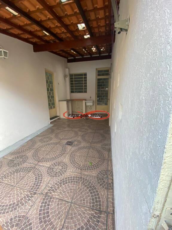 Sobrado à venda com 2 quartos, 92m² - Foto 2