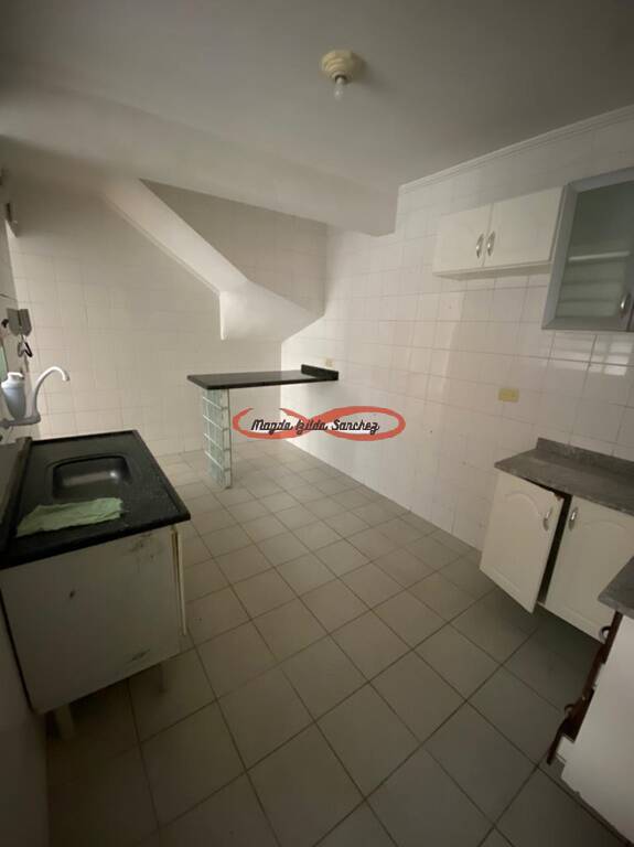 Sobrado à venda com 2 quartos, 92m² - Foto 6