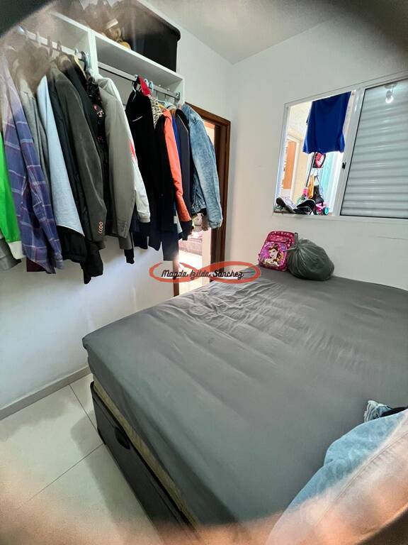 Apartamento à venda com 2 quartos, 35m² - Foto 12