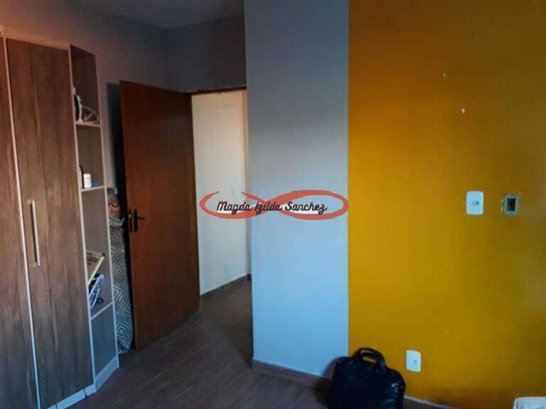 Casa à venda com 4 quartos, 79m² - Foto 17