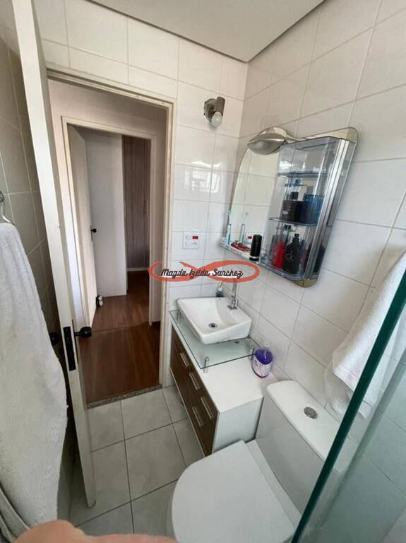 Apartamento para alugar com 2 quartos, 50m² - Foto 14