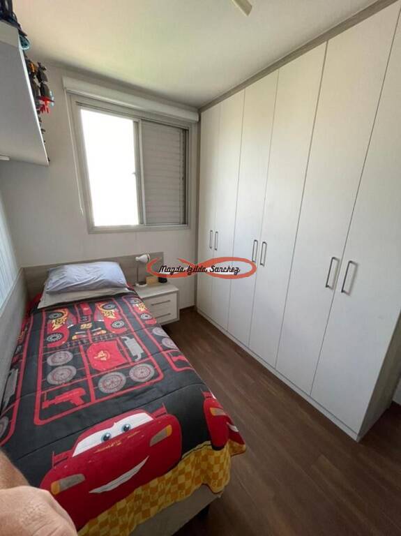 Apartamento para alugar com 2 quartos, 50m² - Foto 12