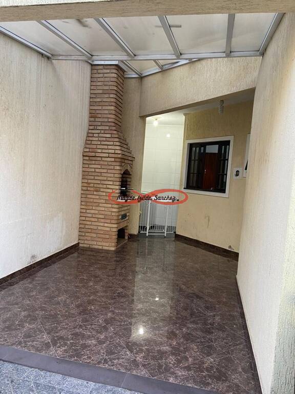 Casa à venda com 2 quartos, 80m² - Foto 13