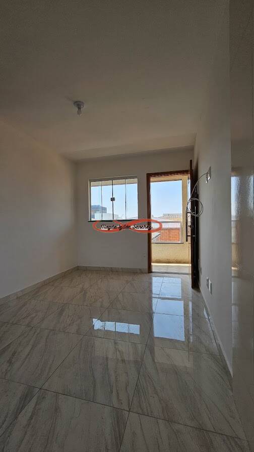 Apartamento à venda com 2 quartos, 41m² - Foto 2