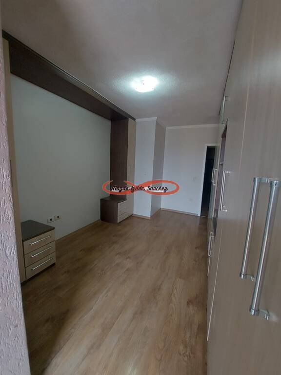 Casa à venda com 3 quartos, 142m² - Foto 3