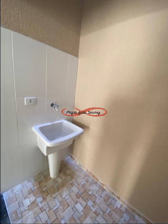 Apartamento à venda com 2 quartos, 40m² - Foto 7