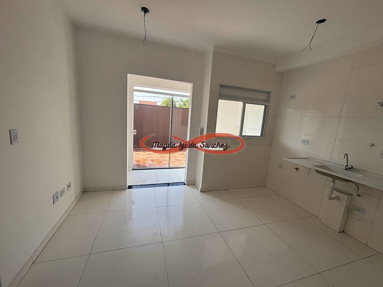 Apartamento à venda com 2 quartos, 60m² - Foto 2