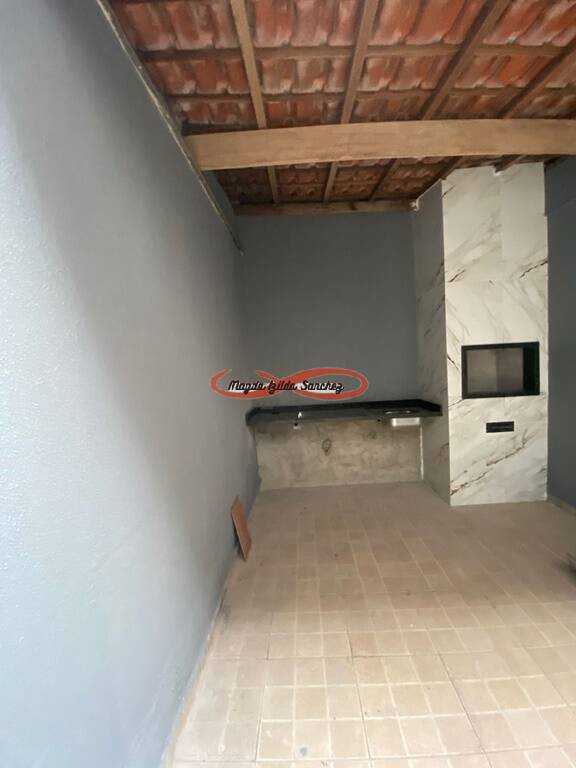 Casa à venda com 3 quartos, 113m² - Foto 13