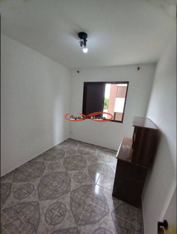 Apartamento à venda com 3 quartos, 67m² - Foto 11