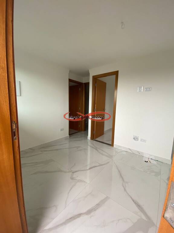 Apartamento à venda com 2 quartos, 33m² - Foto 2