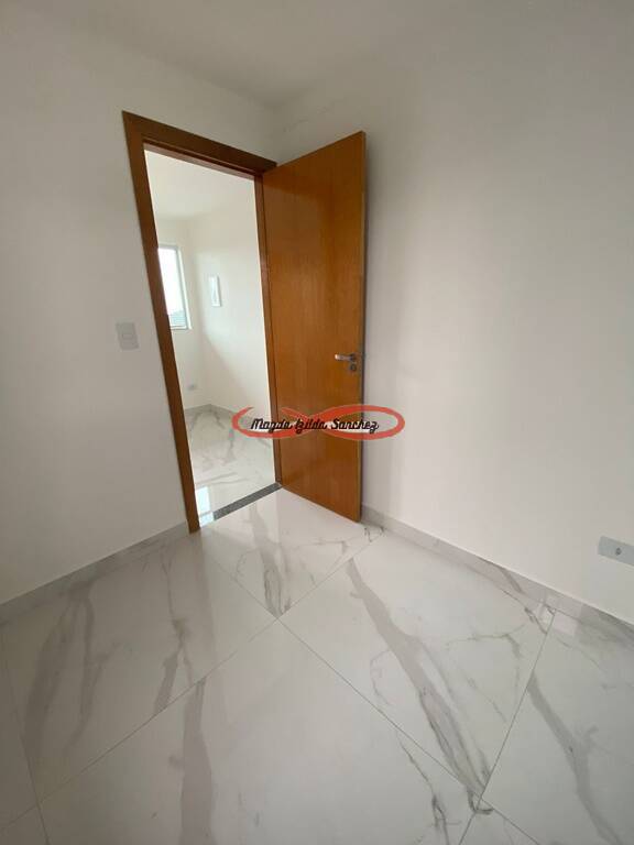 Apartamento à venda com 2 quartos, 33m² - Foto 3