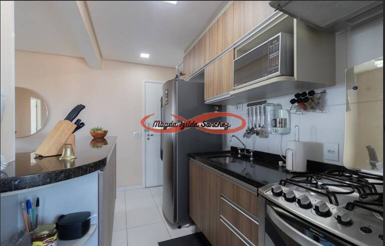 Apartamento à venda com 2 quartos, 63m² - Foto 8