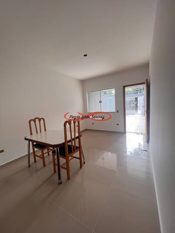 Casa à venda com 2 quartos, 83m² - Foto 2