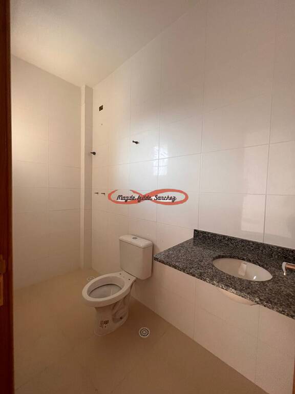 Casa à venda com 2 quartos, 83m² - Foto 15