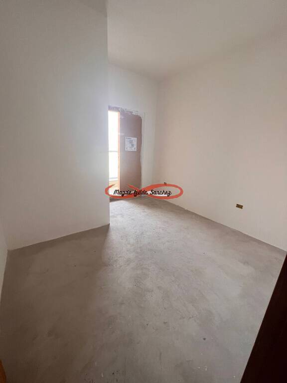 Casa à venda com 2 quartos, 83m² - Foto 9