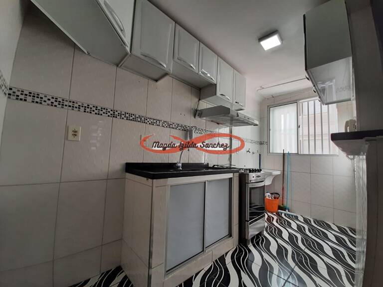 Apartamento à venda com 2 quartos, 42m² - Foto 6