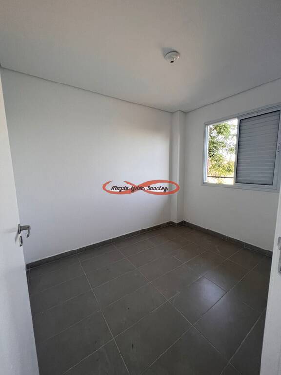 Apartamento à venda com 2 quartos, 48m² - Foto 4