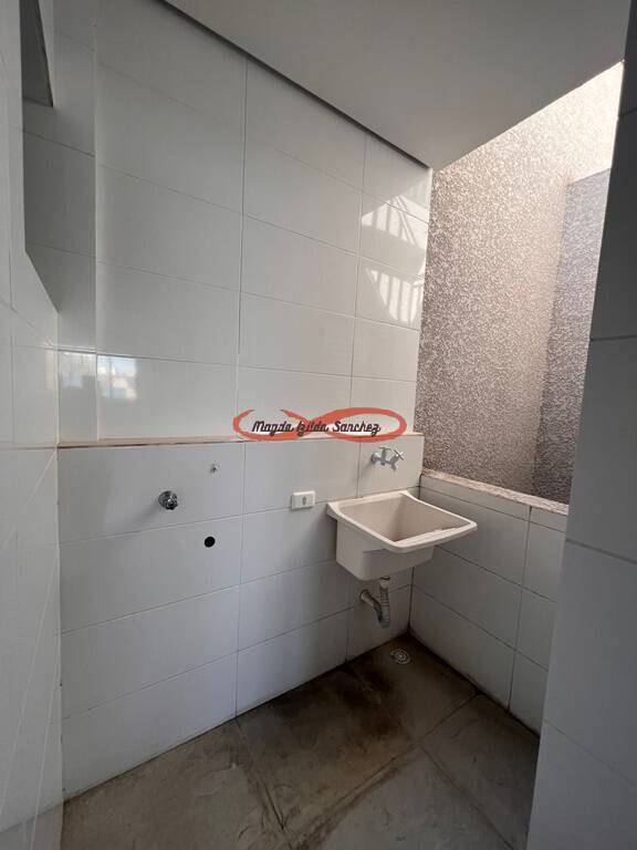 Apartamento à venda com 2 quartos, 48m² - Foto 11