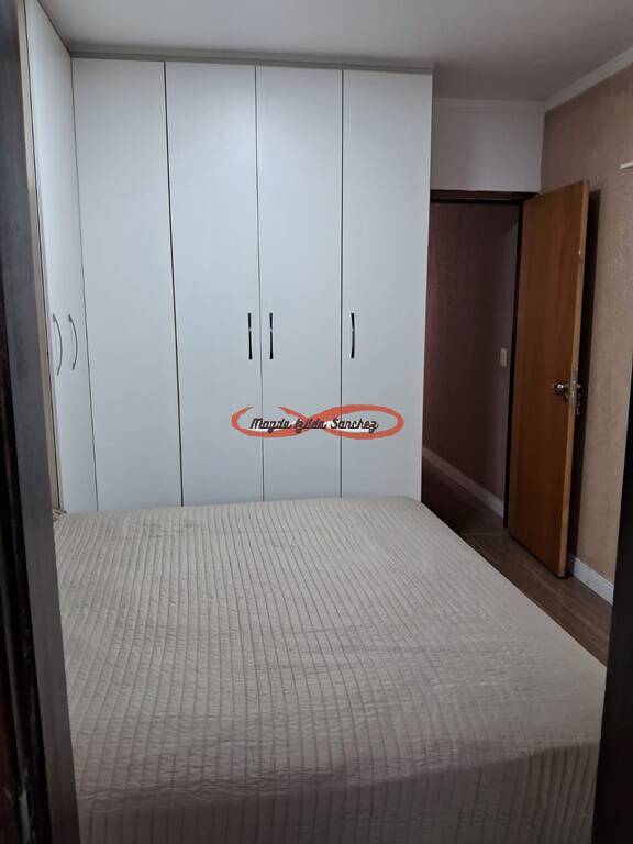 Casa à venda com 3 quartos, 100m² - Foto 17