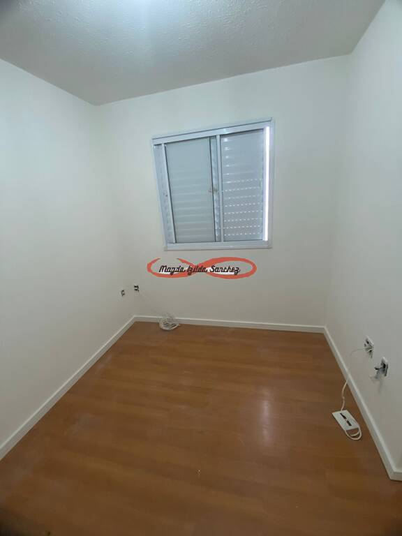 Apartamento à venda com 2 quartos, 46m² - Foto 4