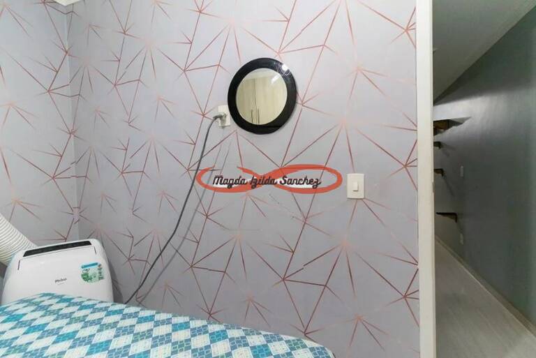 Apartamento à venda com 2 quartos, 40m² - Foto 11