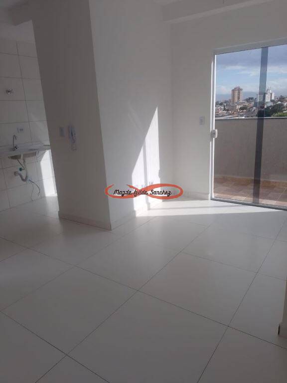 Apartamento à venda com 2 quartos, 34m² - Foto 4