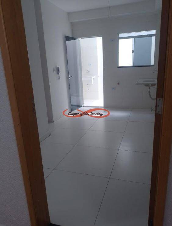 Apartamento à venda com 2 quartos, 34m² - Foto 8