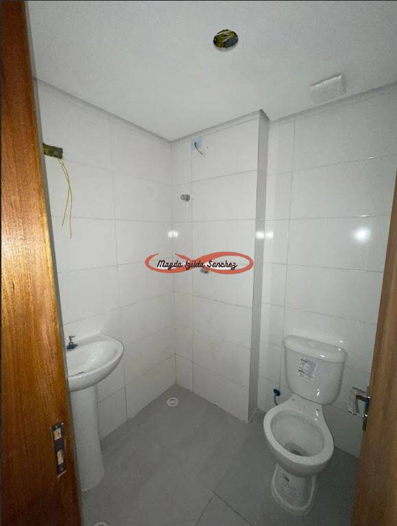 Apartamento à venda com 2 quartos, 33965m² - Foto 5