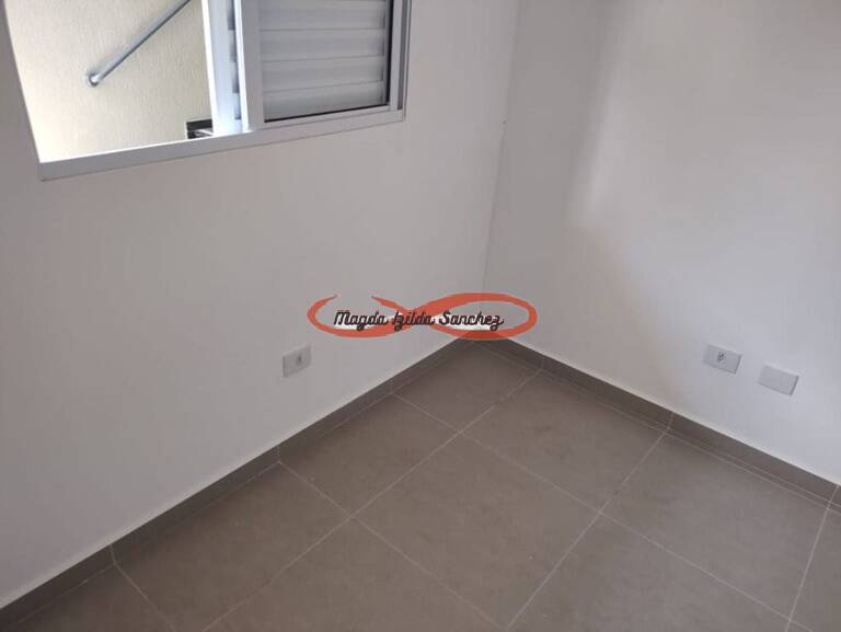 Apartamento à venda com 2 quartos, 36m² - Foto 12