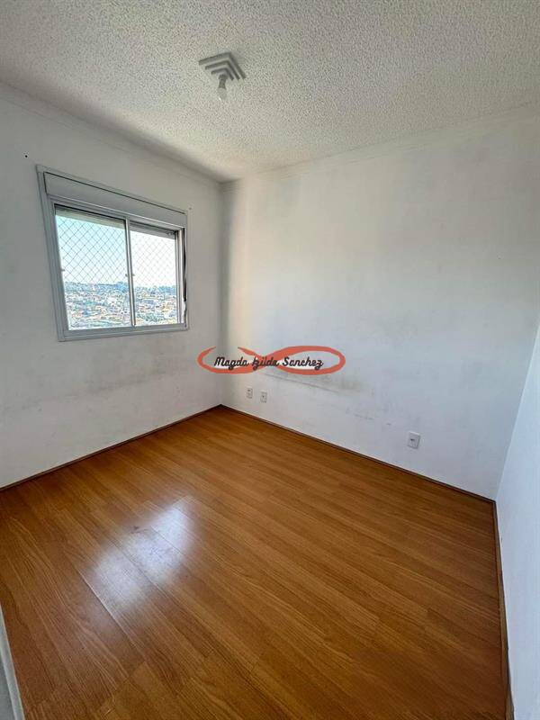 Apartamento à venda com 2 quartos, 40m² - Foto 9