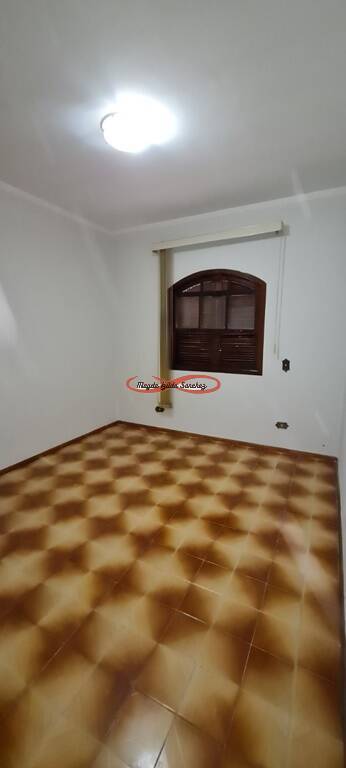 Casa à venda com 3 quartos, 136m² - Foto 8