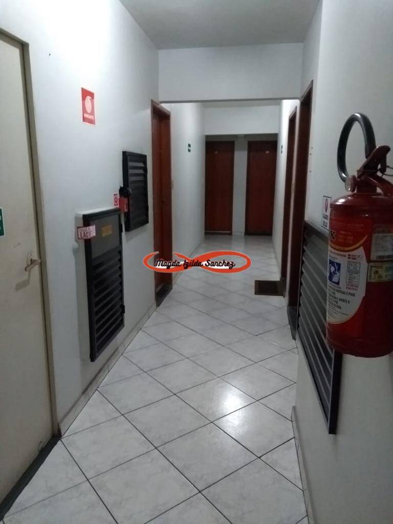 Apartamento para alugar com 1 quarto, 31m² - Foto 8