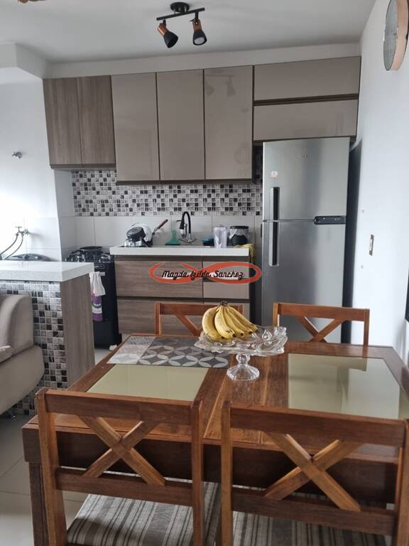 Apartamento à venda com 2 quartos, 42m² - Foto 4