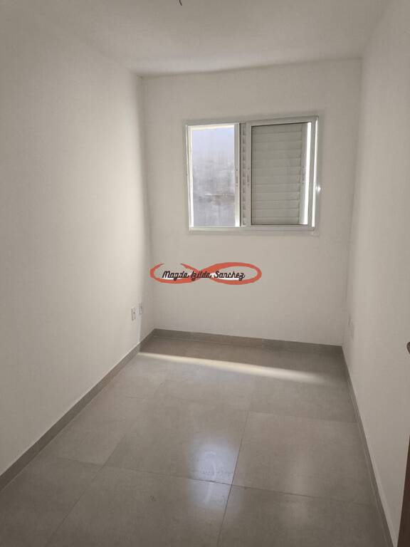 Apartamento à venda com 2 quartos, 30m² - Foto 9