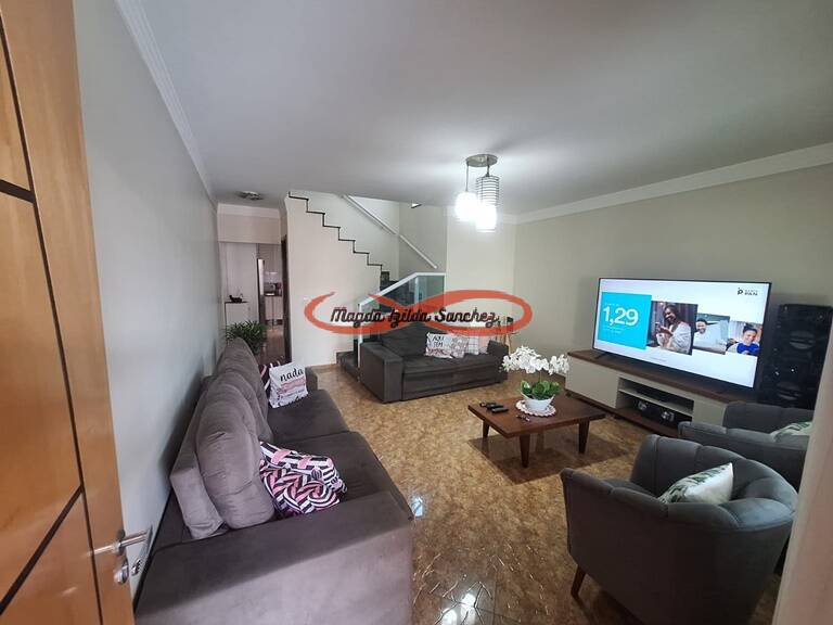 Casa à venda com 41 quartos, 160m² - Foto 1