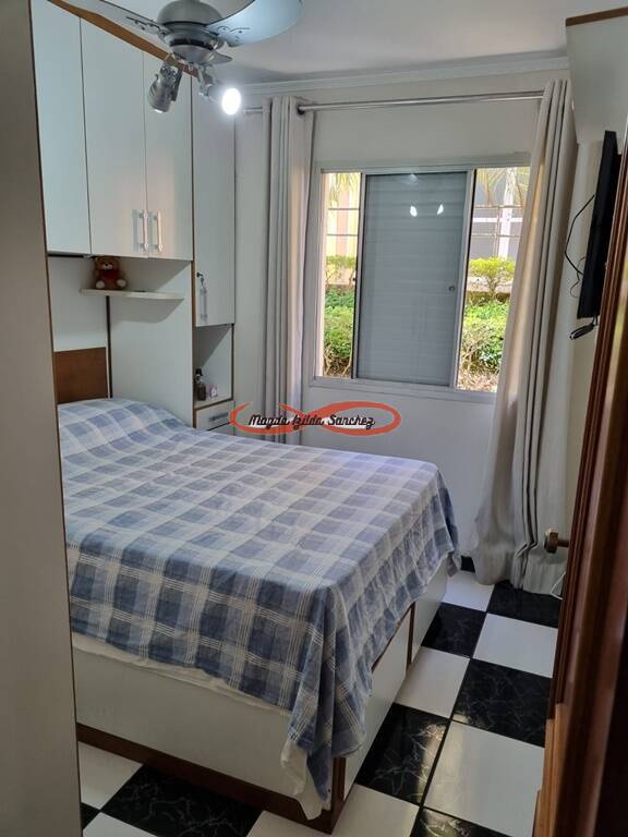 Apartamento à venda com 2 quartos, 48m² - Foto 15