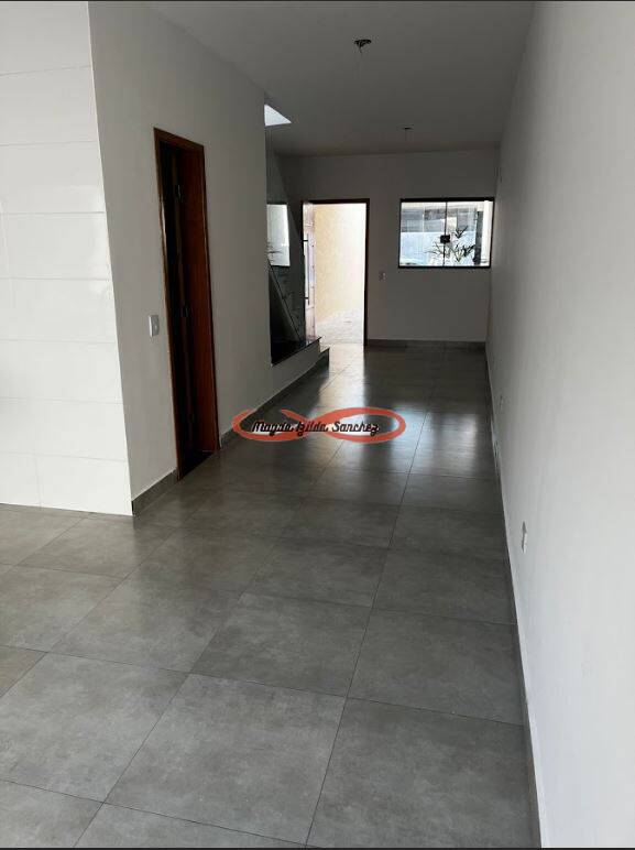 Casa à venda com 3 quartos, 100m² - Foto 9