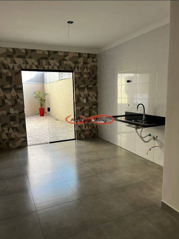 Casa à venda com 3 quartos, 100m² - Foto 6